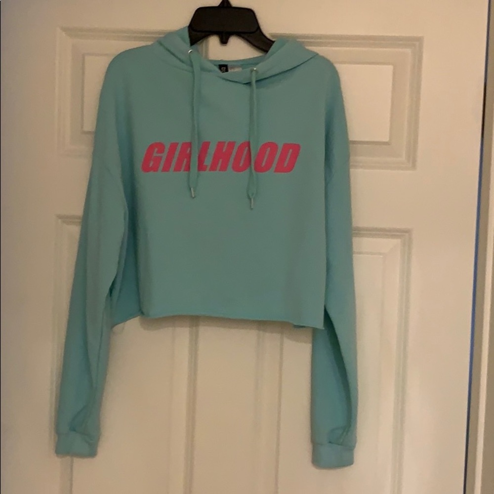 Cropped hoodie